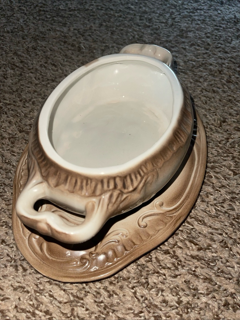 Two-Piece Ceramic Gravy Boat Set in Brown and Cream